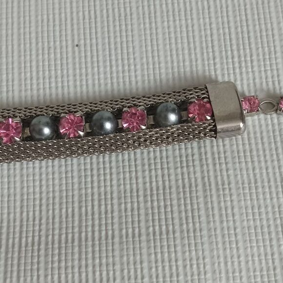 Vintage Unsigned Silver Tone Beads & Pink Rhinestones Mesh Choker Style Necklace - Picture 4 of 11